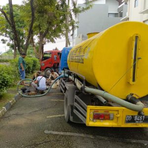 Sedot Septic tank